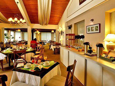 Hotel Au Relais Des Lilas Партене Экстерьер фото